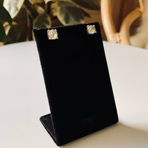 90’s Vintage Classic Stud Earrings